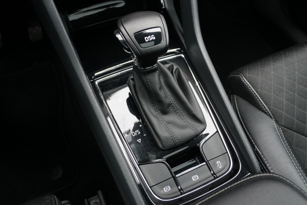 Škoda Kodiaq 1.5 TSI Black Edition 7p. + DEALER ONDERHOUDEN / PANO / DODEHOEK DETECTIE