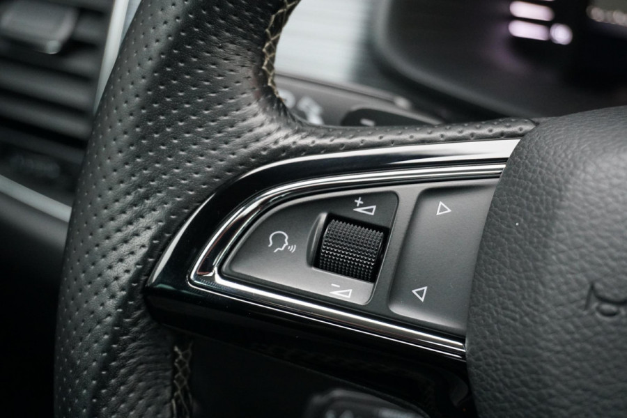Škoda Kodiaq 1.5 TSI Black Edition 7p. + DEALER ONDERHOUDEN / PANO / DODEHOEK DETECTIE