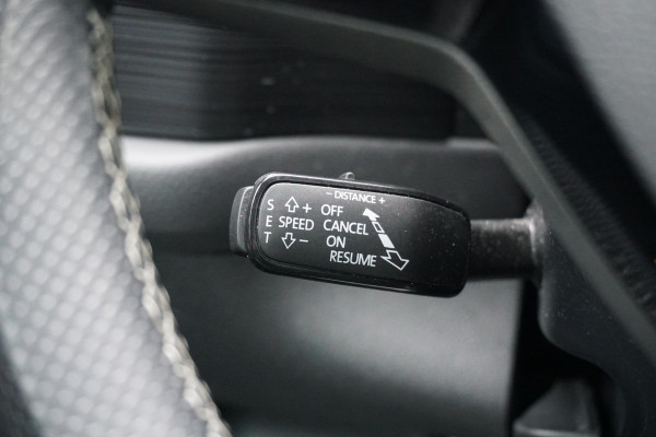 Škoda Kodiaq 1.5 TSI Black Edition 7p. + DEALER ONDERHOUDEN / PANO / DODEHOEK DETECTIE