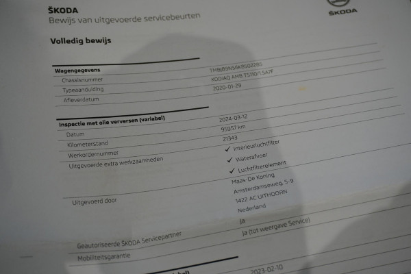 Škoda Kodiaq 1.5 TSI Black Edition 7p. + DEALER ONDERHOUDEN / PANO / DODEHOEK DETECTIE