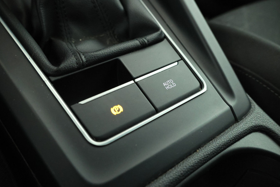 Volkswagen Golf Variant 1.0 TSI Life Apple carplay, navigatie, Climate,