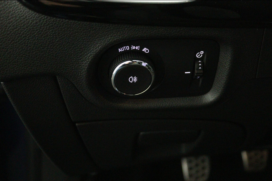 Opel Astra Sports Tourer 1.2 Elegance*NAVI*ECC*CRUISE*HAAK*CAMERA*CARPLAY*