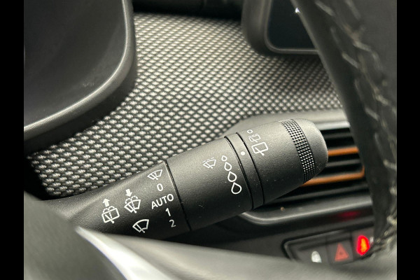 Dacia SANDERO Stepway 1.0 TCe 90 Comfort Carplay Navigatie Camera Climate-control Cruise