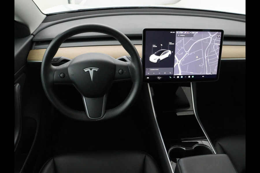 Tesla Model 3 Standard RWD Plus 60 kWh | Autopilot | Panoramadak | Leder | Stoelverwarming | Full LED | Camera | Navigatie | Keyless