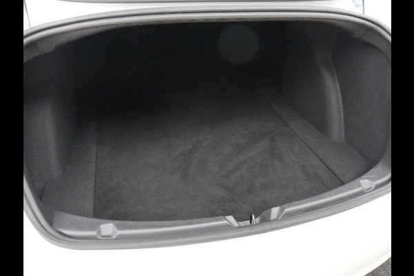 Tesla Model 3 Standard RWD Plus 60 kWh | Autopilot | Panoramadak | Leder | Stoelverwarming | Full LED | Camera | Navigatie | Keyless
