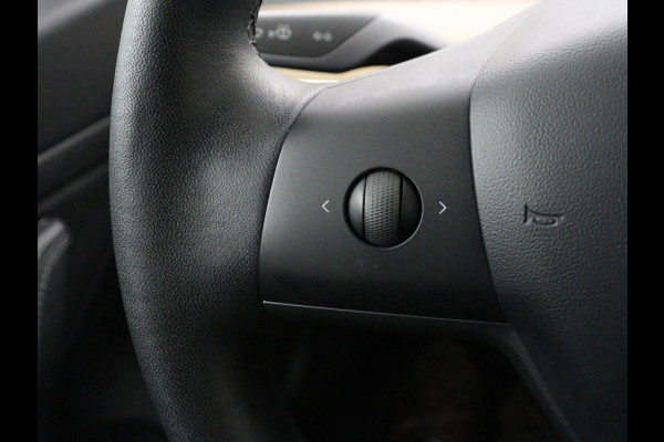 Tesla Model 3 Standard RWD Plus 60 kWh | Autopilot | Panoramadak | Leder | Stoelverwarming | Full LED | Camera | Navigatie | Keyless