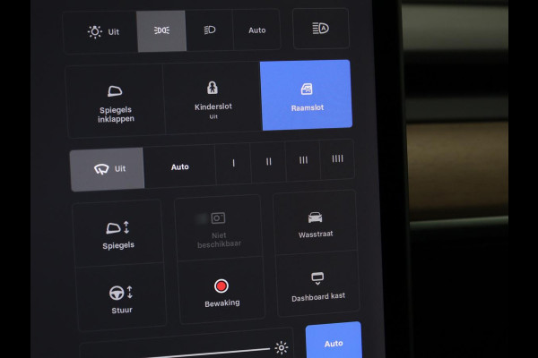 Tesla Model 3 Standard RWD Plus 60 kWh | Autopilot | Panoramadak | Leder | Stoelverwarming | Full LED | Camera | Navigatie | Keyless