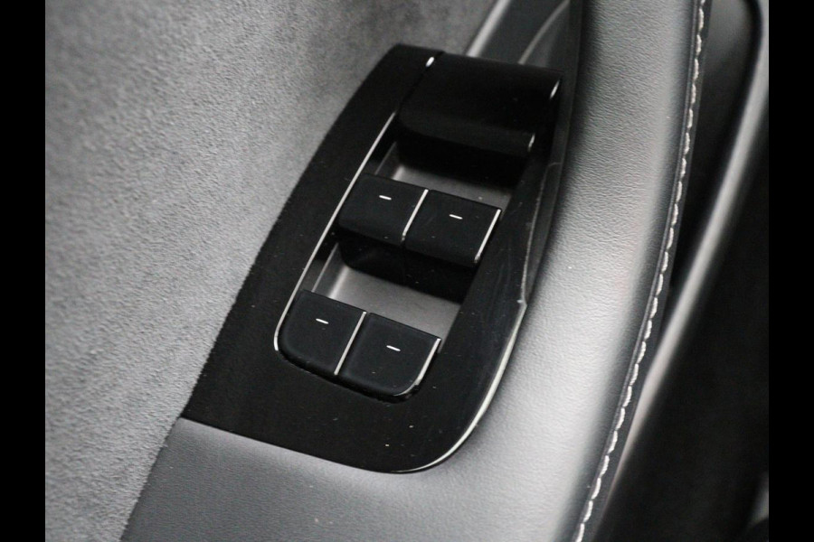 Tesla Model 3 Standard RWD Plus 60 kWh | Autopilot | Panoramadak | Leder | Stoelverwarming | Full LED | Camera | Navigatie | Keyless