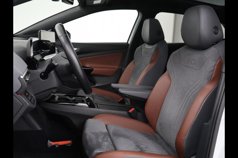Volkswagen ID.4 Max 77 kWh | Panoramadak | Stoelverwarming | Head-Up | Warmtepomp | 360 Camera | Trekhaak | Sfeerverlichting | Half leder | Matrix LED | Carplay | Adaptive cruise | Memory | Keyless | Massage