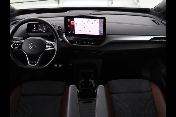 Volkswagen ID.4 Max 77 kWh | Panoramadak | Stoelverwarming | Head-Up | Warmtepomp | 360 Camera | Trekhaak | Sfeerverlichting | Half leder | Matrix LED | Carplay | Adaptive cruise | Memory | Keyless | Massage