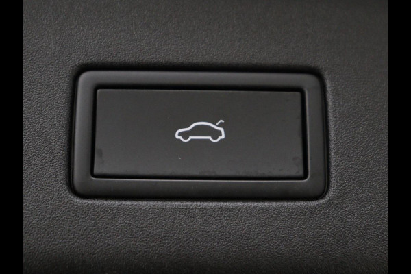 Volkswagen ID.4 Max 77 kWh | Panoramadak | Stoelverwarming | Head-Up | Warmtepomp | 360 Camera | Trekhaak | Sfeerverlichting | Half leder | Matrix LED | Carplay | Adaptive cruise | Memory | Keyless | Massage