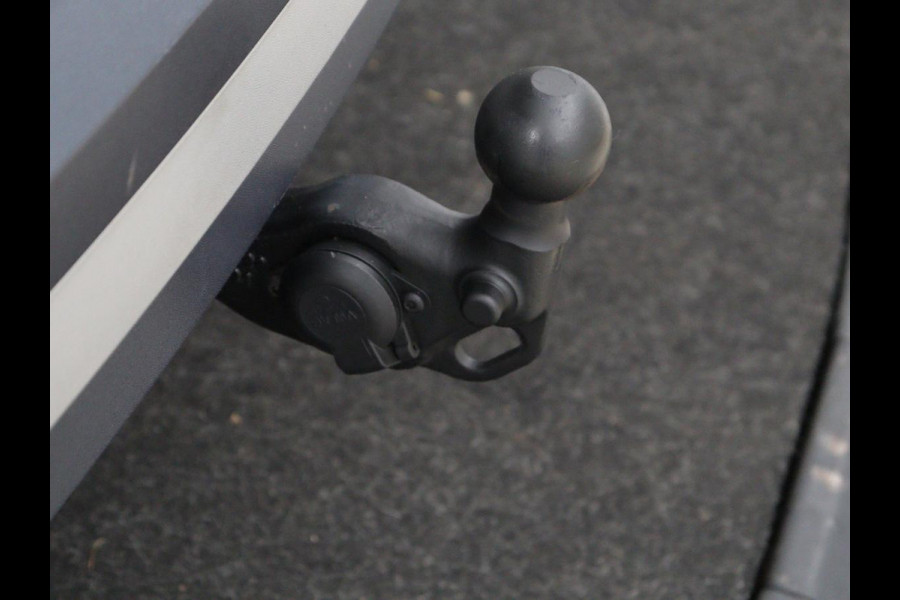 Volkswagen ID.4 Max 77 kWh | Panoramadak | Stoelverwarming | Head-Up | Warmtepomp | 360 Camera | Trekhaak | Sfeerverlichting | Half leder | Matrix LED | Carplay | Adaptive cruise | Memory | Keyless | Massage