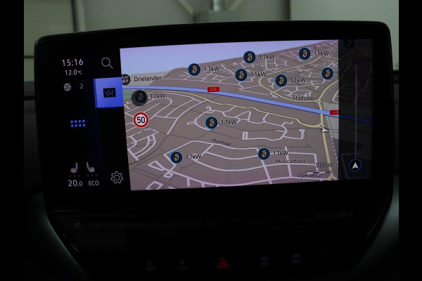 Volkswagen ID.4 Max 77 kWh | Panoramadak | Stoelverwarming | Head-Up | Warmtepomp | 360 Camera | Trekhaak | Sfeerverlichting | Half leder | Matrix LED | Carplay | Adaptive cruise | Memory | Keyless | Massage