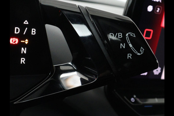 Volkswagen ID.4 Max 77 kWh | Panoramadak | Stoelverwarming | Head-Up | Warmtepomp | 360 Camera | Trekhaak | Sfeerverlichting | Half leder | Matrix LED | Carplay | Adaptive cruise | Memory | Keyless | Massage