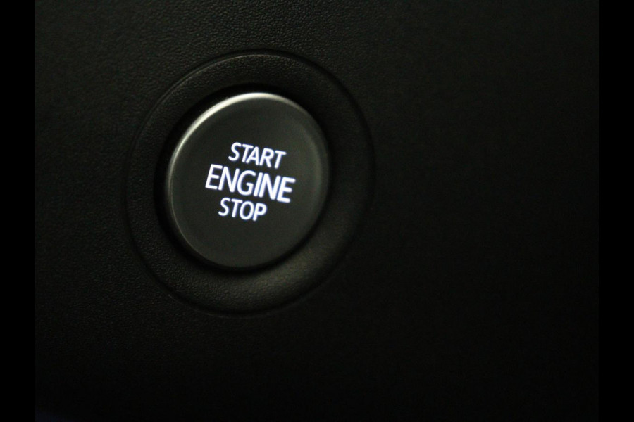 Volkswagen ID.4 Max 77 kWh | Panoramadak | Stoelverwarming | Head-Up | Warmtepomp | 360 Camera | Trekhaak | Sfeerverlichting | Half leder | Matrix LED | Carplay | Adaptive cruise | Memory | Keyless | Massage