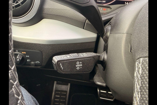 Audi Q2 35 TFSI S Edition 150pk Automaat | Trekhaak | Stoelverwarming | Elek Achterklep  | Navigatie | S-line