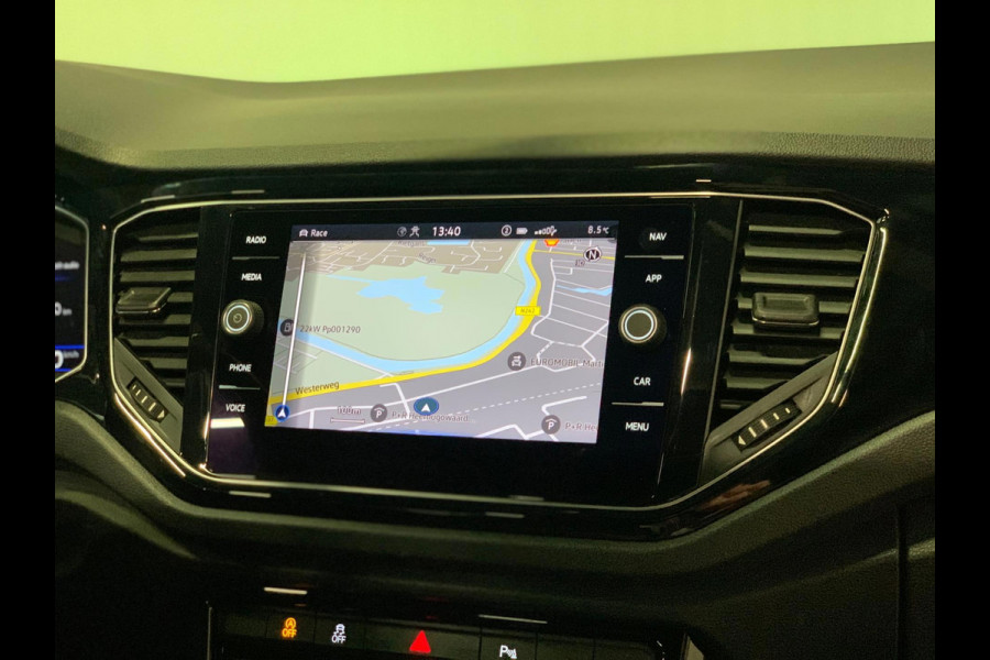 Volkswagen T-Roc 2.0 TSI 4Motion R | AKRAPOVIC | KAMELEON FOLIE | PANO | BEATS AUDIO