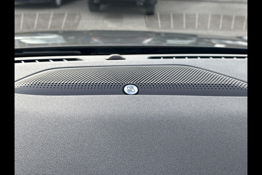 Ford Kuga 2.5 PHEV ST-Line X 225pk Trekhaak | Adaptieve Cruise | Winterpack | Technology Pack | B&O Audio | Elektrische Achterklep