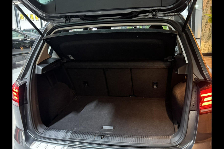 Volkswagen Golf Sportsvan 1.0 TSI Comfortline Garantie Trekhaak Carplay Adoptieve Cruise Navi Clima Led Dab PDC Rijklaar