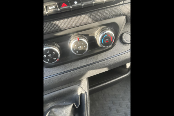 Renault Trafic 2.0 dCi 130 T30 L2H1 Comfort*CRUISE*NAVI*A/C*TEL*3