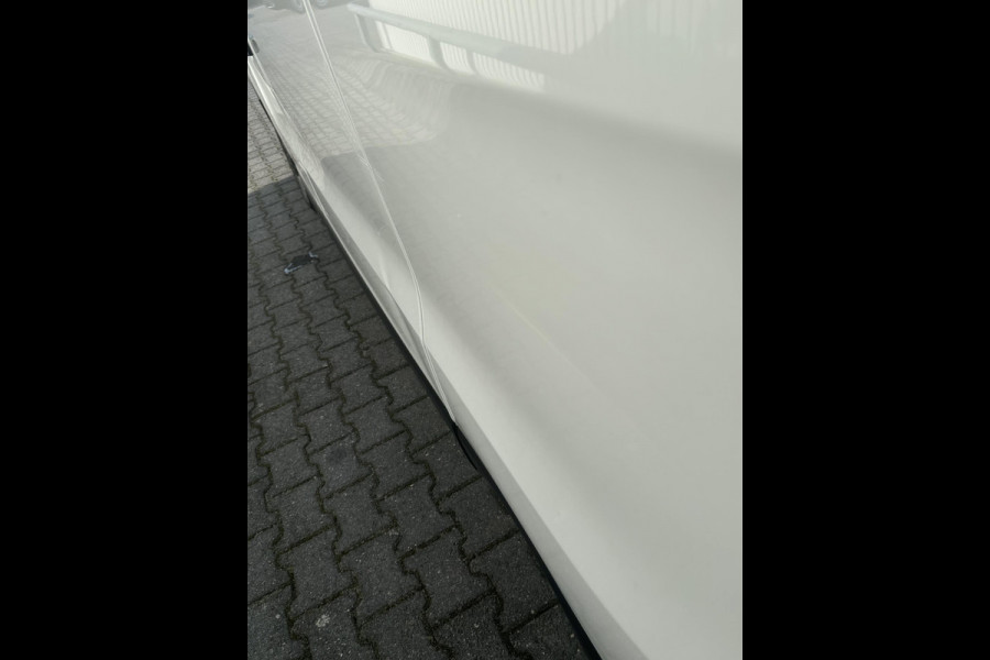 Renault Trafic 2.0 dCi 130 T30 L2H1 Comfort*CRUISE*NAVI*A/C*TEL*3