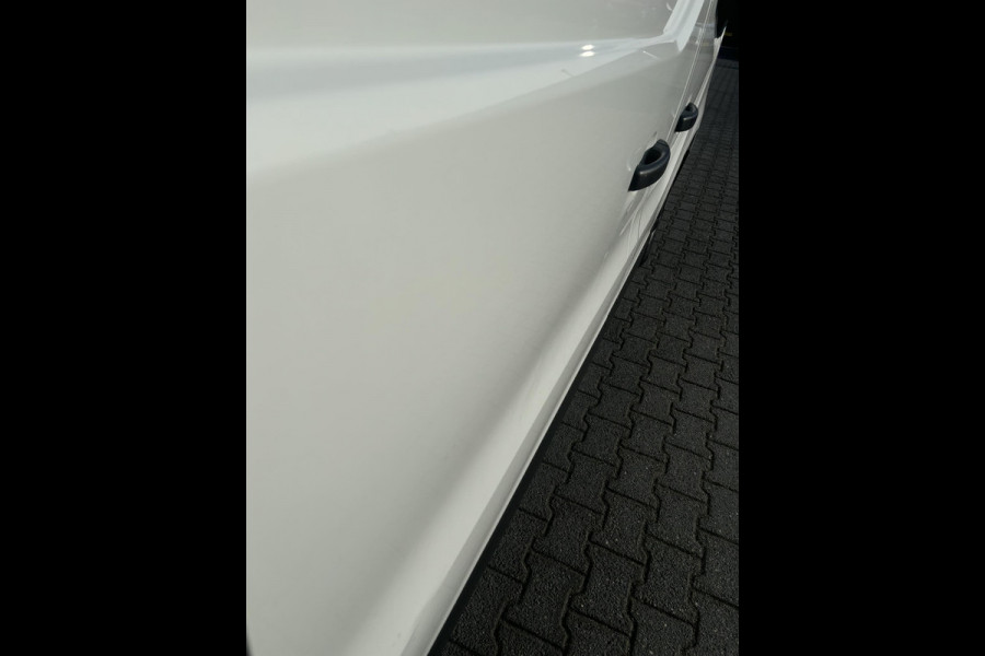 Renault Trafic 2.0 dCi 130 T30 L2H1 Comfort*CRUISE*NAVI*A/C*TEL*3