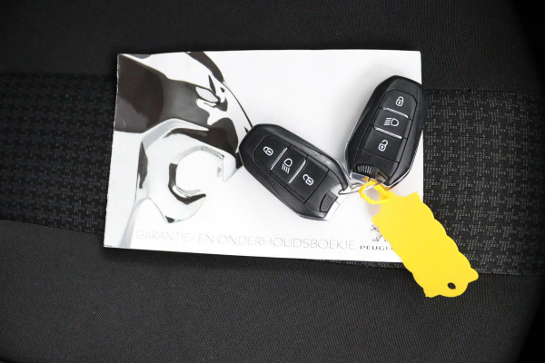 Peugeot 3008 1.2*FACELIFT*CARPLAY*NAVI*CRUISE*ECC*HAAK*CAM*LED*