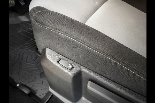 Dacia Duster 1.3 TCe 150 AUT Extreme | Navi | Blindspot | 17" | Stoelverwarming | Led | Carplay | PDC V+A | 100 % Dealer onderhouden!