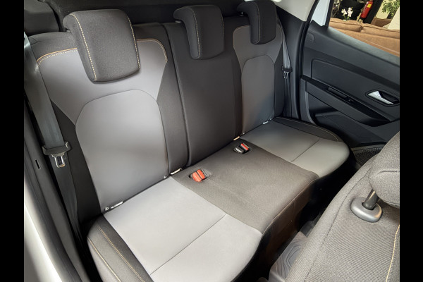 Dacia Duster 1.3 TCe 150 AUT Extreme | Navi | Blindspot | 17" | Stoelverwarming | Led | Carplay | PDC V+A | 100 % Dealer onderhouden!
