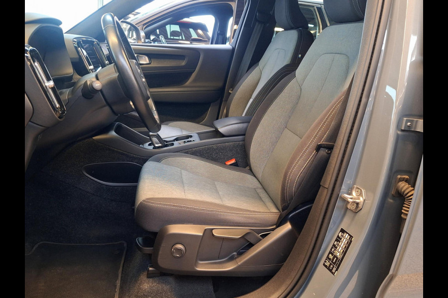 Volvo XC40 1.5 T4 Recharge R-Design Expression | Adaptive CC | Climate | Blindspot | Navi | Camera |