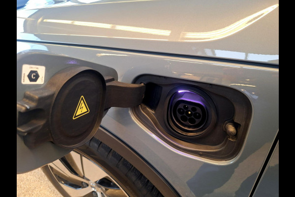 Volvo XC40 1.5 T4 Recharge R-Design Expression | Adaptive CC | Climate | Blindspot | Navi | Camera |