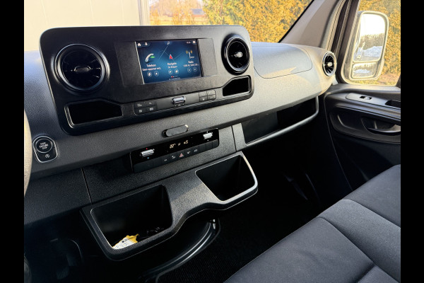 Mercedes-Benz Sprinter 314 CDI 143 PK AUTOMAAT RWD 3.5T / L2H1 / HENDI KRAAN / 3.5T TREKHAAK / CAMERA / BLINDSPOT / 3-ZITS