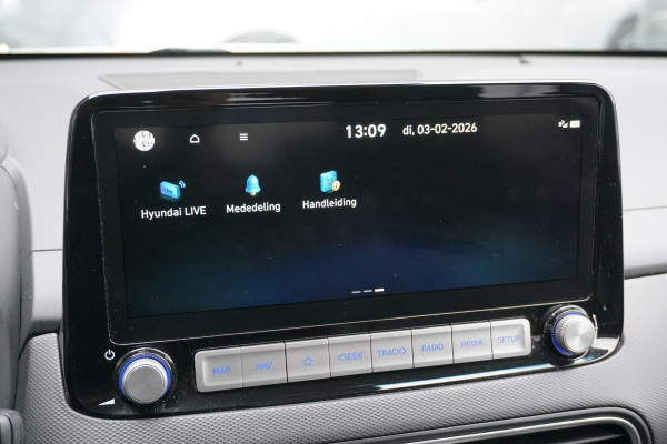 Hyundai Kona EV Premium 64 kWh + LEDER / DODEHOEK  / STUURWIEL VERWARMING