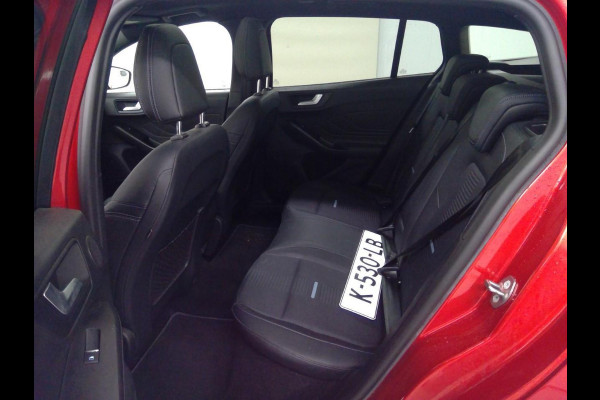 Ford FOCUS Wagon 1.0 EcoBoost Hybrid Active X Business | Navi | Schuif - Kanteldak | Trekhaak.