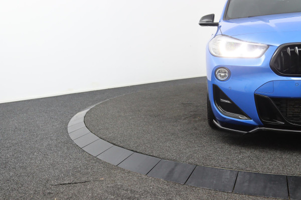BMW X2 M35i High Executive*KUIPSTOEL*PANO*MILLTEK*CAM*HK*
