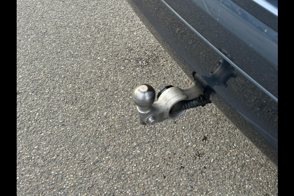 Volvo XC60 2.0 B5 Inscription PANODAK | LEDER | ELEKTRISCHE TREKHAAK | ELEKTRISCHE STOELEN MET GEHEUGEN | 360° CAMERA | HEAD-UP DISPLAY | HARMAN KARDON AUDIO | VOLVO DEALER ONDERHOUDEN | ORIGINEEL NL AUTO MET NAP | RIJKLAAR GELEVERD MET 12 MND BOVAG GARANTIE