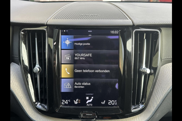 Volvo XC60 2.0 B5 Inscription PANODAK | LEDER | ELEKTRISCHE TREKHAAK | ELEKTRISCHE STOELEN MET GEHEUGEN | 360° CAMERA | HEAD-UP DISPLAY | HARMAN KARDON AUDIO | VOLVO DEALER ONDERHOUDEN | ORIGINEEL NL AUTO MET NAP | RIJKLAAR GELEVERD MET 12 MND BOVAG GARANTIE