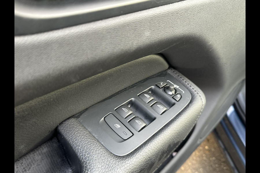 Volvo XC60 2.0 B5 Inscription PANODAK | LEDER | ELEKTRISCHE TREKHAAK | ELEKTRISCHE STOELEN MET GEHEUGEN | 360° CAMERA | HEAD-UP DISPLAY | HARMAN KARDON AUDIO | VOLVO DEALER ONDERHOUDEN | ORIGINEEL NL AUTO MET NAP | RIJKLAAR GELEVERD MET 12 MND BOVAG GARANTIE