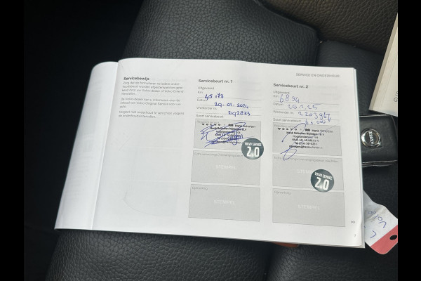 Volvo XC60 2.0 B5 Inscription PANODAK | LEDER | ELEKTRISCHE TREKHAAK | ELEKTRISCHE STOELEN MET GEHEUGEN | 360° CAMERA | HEAD-UP DISPLAY | HARMAN KARDON AUDIO | VOLVO DEALER ONDERHOUDEN | ORIGINEEL NL AUTO MET NAP | RIJKLAAR GELEVERD MET 12 MND BOVAG GARANTIE