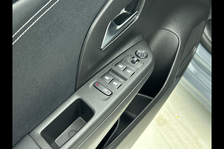 Opel Corsa 1.2 Turbo 100pk Automaat GS | Navigatie | Apple Carplay/Android Auto | Digitale Cockpit | Camera | Parkeer sensoren | Airco |