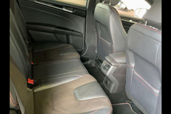 Ford Mondeo Wagon 2.0 IVCT HEV ST-Line 187pk | 18 inch velgen | Verwarmbare voorstoelen | Bestuurdersstoel Met Geheugen |  Achteruitrijcamera | Half leder