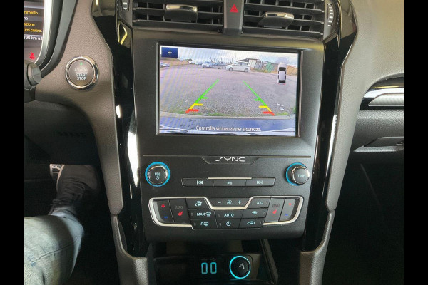 Ford Mondeo Wagon 2.0 IVCT HEV ST-Line 187pk | 18 inch velgen | Verwarmbare voorstoelen | Bestuurdersstoel Met Geheugen |  Achteruitrijcamera | Half leder