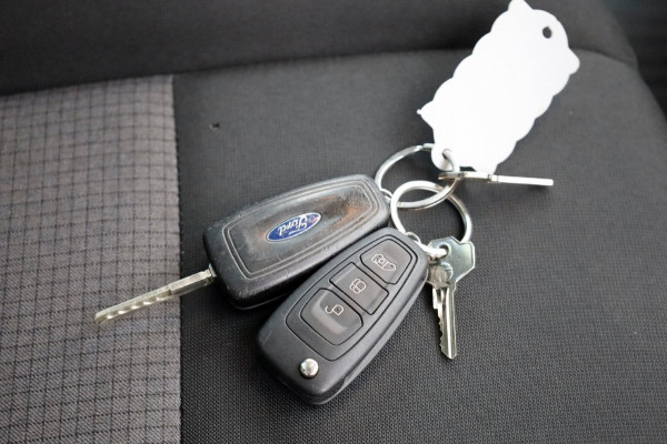 Ford Transit 350 2.0 TDCI 130pk Bakwagen met achterdeuren 2 Persoons 12-2020