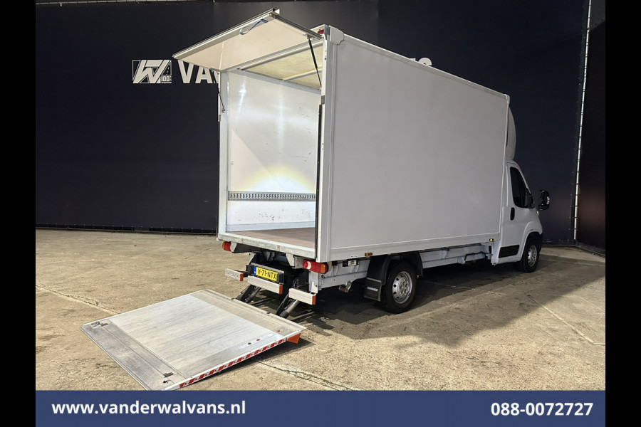 Opel Movano 2.2D 141pk Bakwagen Laadklep Euro6 Airco | Camera | Cruisecontrol | 1046kg Laadvermogen Bijrijdersbank