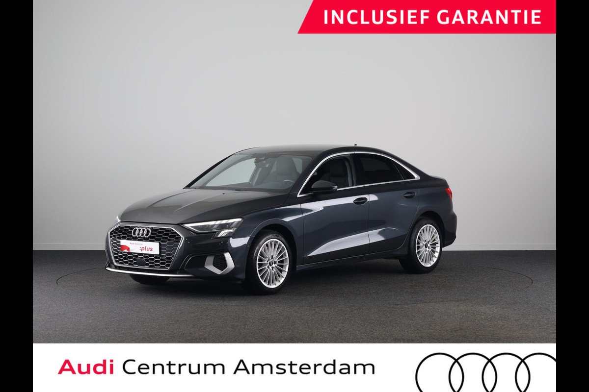 Audi A3 Limousine 30 TFSI Business edition 110pk | Navigatie | Climatronic | Parkeersensoren voor en achter | Matrix koplampen