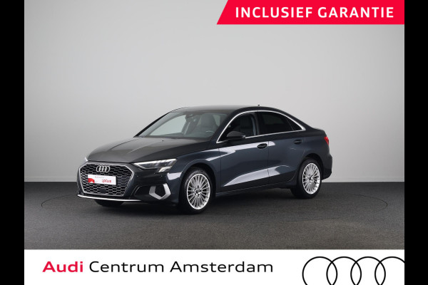 Audi A3 Limousine 30 TFSI Business edition 110pk | Navigatie | Climatronic | Parkeersensoren voor en achter | Matrix koplampen