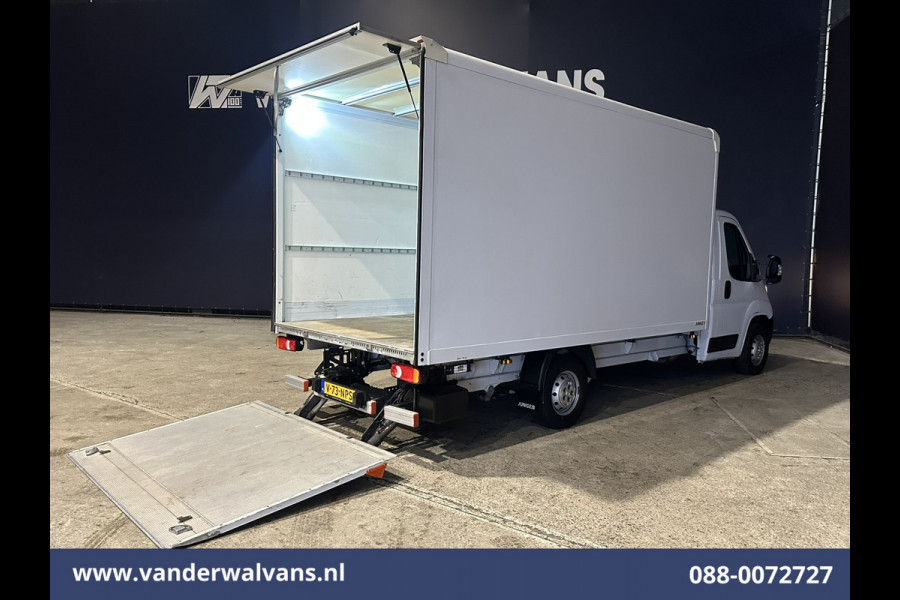 Peugeot Boxer 2.2 BlueHDi 141pk Bakwagen Laadklep Euro6 Airco | Cruisecontrol | 1085kg laadvermogen Bijrijdersbank