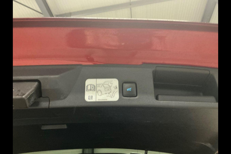 Ford Kuga 2.5 PHEV Vignale 225pk | Panoramadak | Adaptive cruise control | Winter Pack | Achteruitrijcamera | Bang&Olufsen | Elektrische achterklep