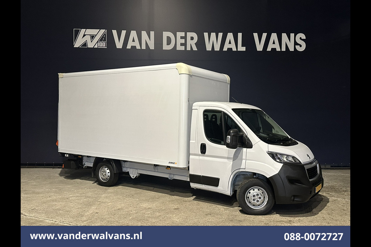 Peugeot Boxer 2.2 BlueHDi 141pk Bakwagen Laadklep Euro6 Airco | Cruisecontrol | 1085kg laadvermogen Bijrijdersbank.