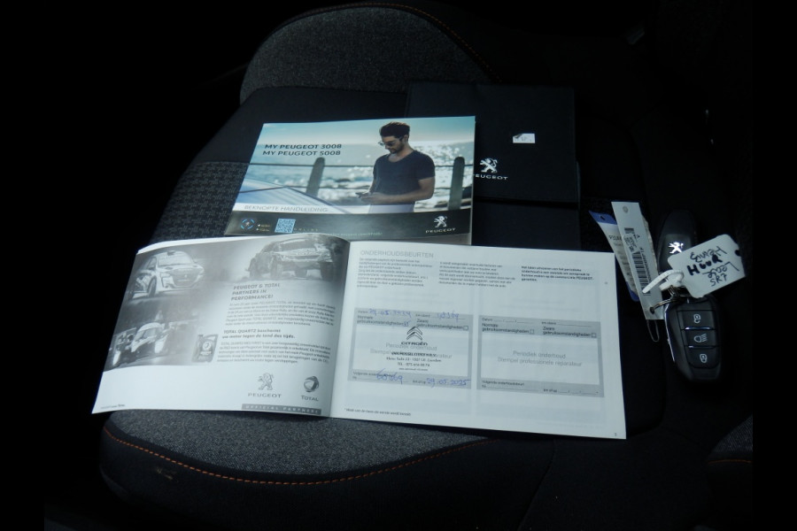 Peugeot 3008 1.2 PT Active Pack Business I Carplay I Nav. I Trekhaak I
